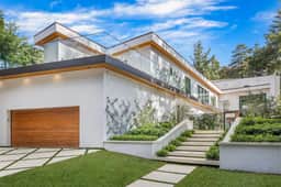Laurel Canyon -  Architectural Modern Estate with Pool & Landscaped Garden - Image 2