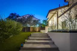 Troy Hill - Sleek & Modern Hollywood Hills Home with Stunning Views - Image 5