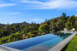 Glass Mansion - Chic Glass Villa in LA Hills with Views, Style & Serenity - Image 2