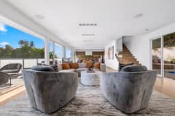 Belle Horizon - Modern Villa with Expansive Balcony and Views - Image 3