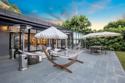 Franklin Canyon - Retreat in the Heart of BH with Private Sauna & Spa - Image 4