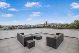 Colgate Vantage - The House of Views | Rooftop Deck & Hollywood Hills Vistas - Image 5