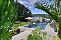 Round Valley Residence - Sherman Oaks Hillside Retreat with Pool and Spa - Image 4