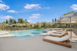 Lechusa - Secluded Creative Compound: Luxury 2-Acre Estate w/ Studio & Pool - Image 2