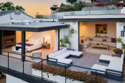 Saint Ives Reserve - Sunset Strip Retreat w/ Epic City-to-Ocean Views - Image 5