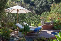 Devista Drive - Charming 3BR Retreat in the Hollywood Hills - Image 2