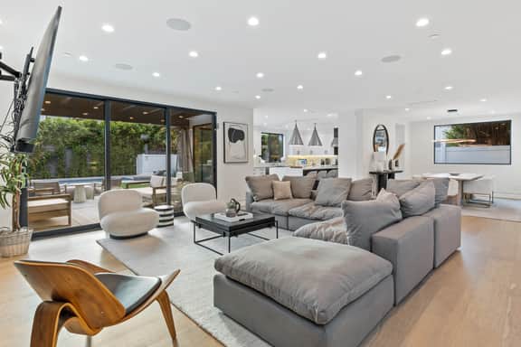 Curson Modern - Modern Beverly Grove Masterpiece - Image 3