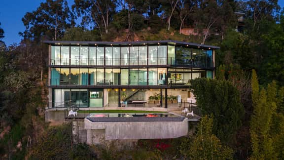 Glass Mansion - Chic Glass Villa in LA Hills with Views, Style & Serenity - Image 4