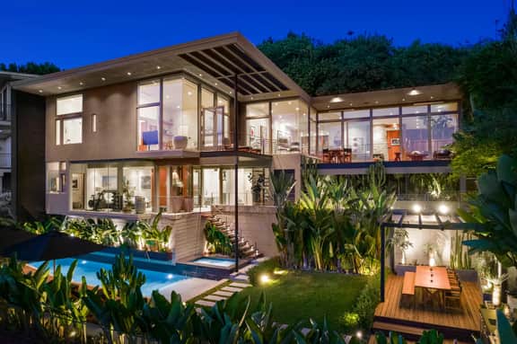 Waynecrest - A True Gem of Architectural Quality in Beverly Hills - Image 4