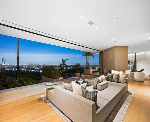 Glass Horizon - Exclusive Architectural Gem Overlooking LA’s Skyline - Image 3
