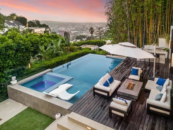 Sunset Heights - Elegant Modern Villa with Beautiful Views in the Hills - Image 2