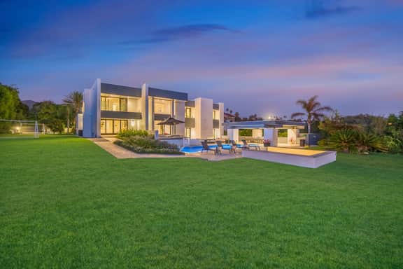 Morning View Malibu -Malibu Masterpiece in the Making w/ Views & Beach Access - Image 4