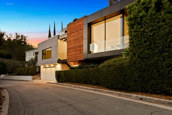 Belfast Estate - Mid-Century Meets Modern • Luxe Poolside Villa - Image 4