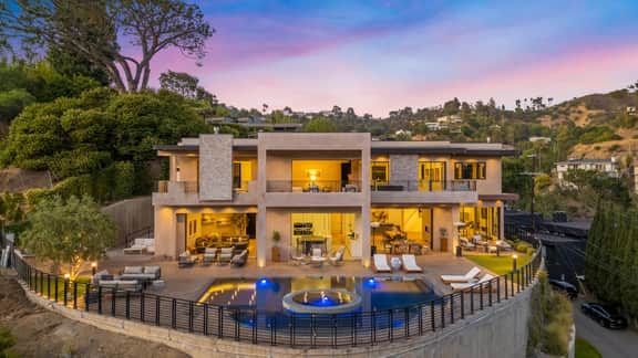 Zorada - Private Hollywood Hills Luxury with Endless Amenities and City Views - Image 5