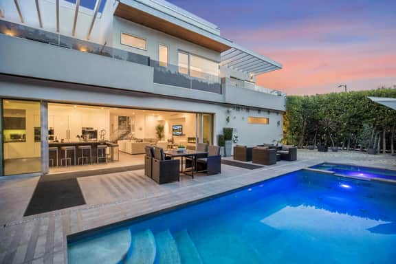 Colgate Vantage - The House of Views | Rooftop Deck & Hollywood Hills Vistas - Image 2