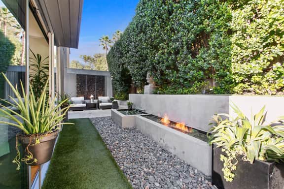 Beverly Horizon: Jet-Set Mid-Century Modern Oasis in the Hills - Image 4