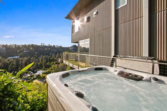 Beverly Horizon: Jet-Set Mid-Century Modern Oasis in the Hills - Image 2