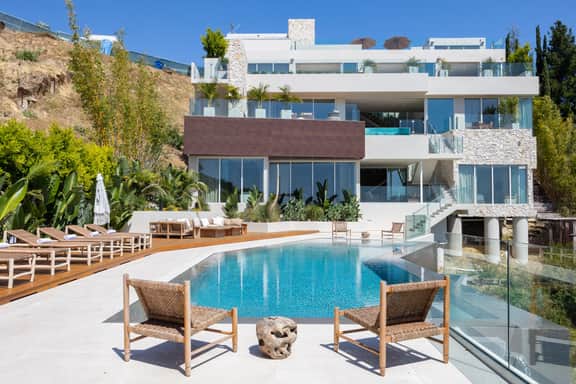 Blue Lagoon: Ultra-Luxury View Estate Steps from the Sunset Strip - Image 5