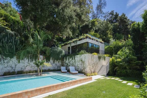 Calista Oasis - Mykonos-Inspired Bel Air Retreat - Image 2