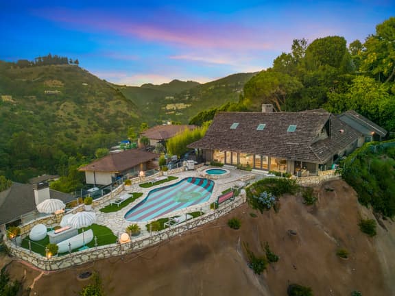 Beverly Tree House - Classic Hollywood Estate with Breathtaking Views - Image 1