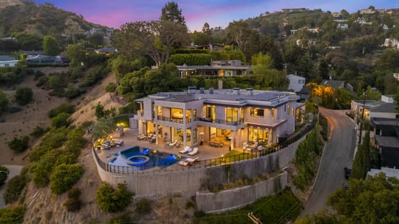 Zorada - Private Hollywood Hills Luxury with Endless Amenities and City Views - Image 1