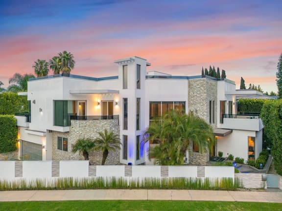 Colgate Vantage - The House of Views | Rooftop Deck & Hollywood Hills Vistas - Image 1