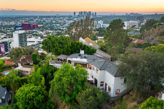Miller Heights - Sunset Strip, unobstructed city and jetliner views - Image 1